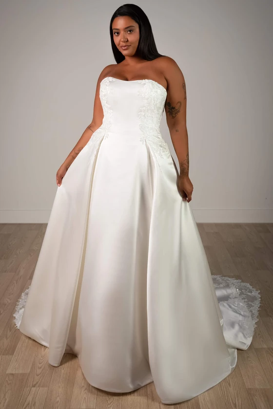 Stella York SY8279 Plus Size Wedding Gown