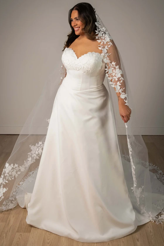 Stella York SY8328 Plus Size Wedding Gown