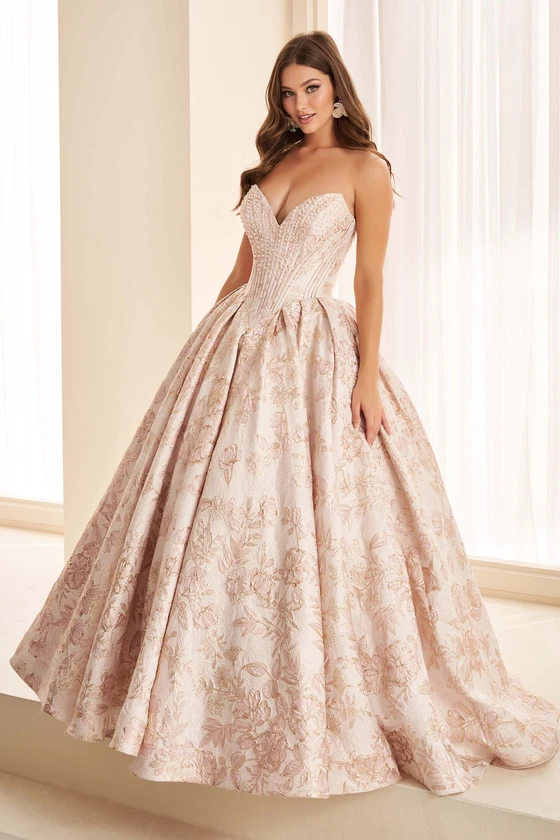 Ellie Wilde EW38042 Prom Dress