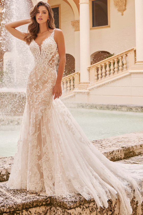 Ivory gown Martin Thornburg MT3228