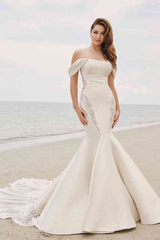 Martin Thornburg Wedding Gown MT3235