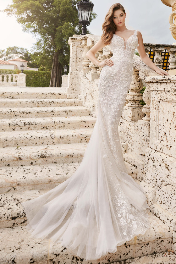 Ivory gown martin thornburg MT3241