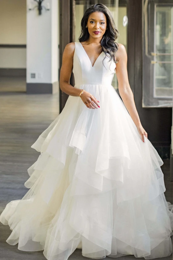 Front view Essense of Australia D4012 V-neck ball gown wedding dress