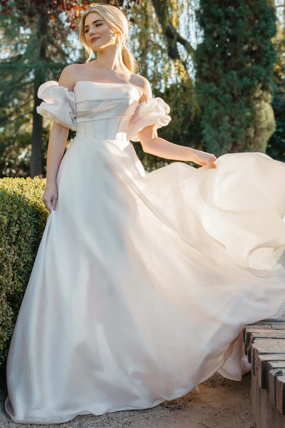 Front view of Stella York 7940 pearl organza ball gown wedding dress