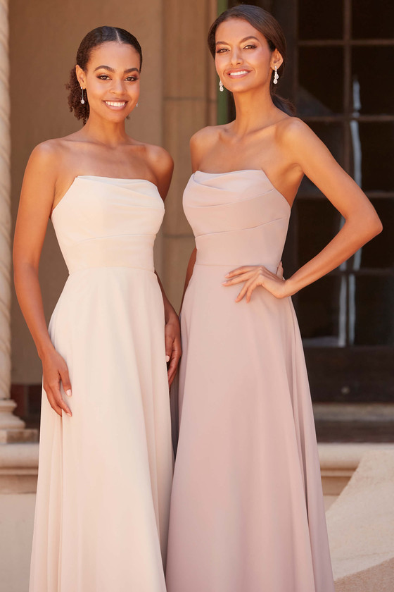 Bridesmaid Dress 22156