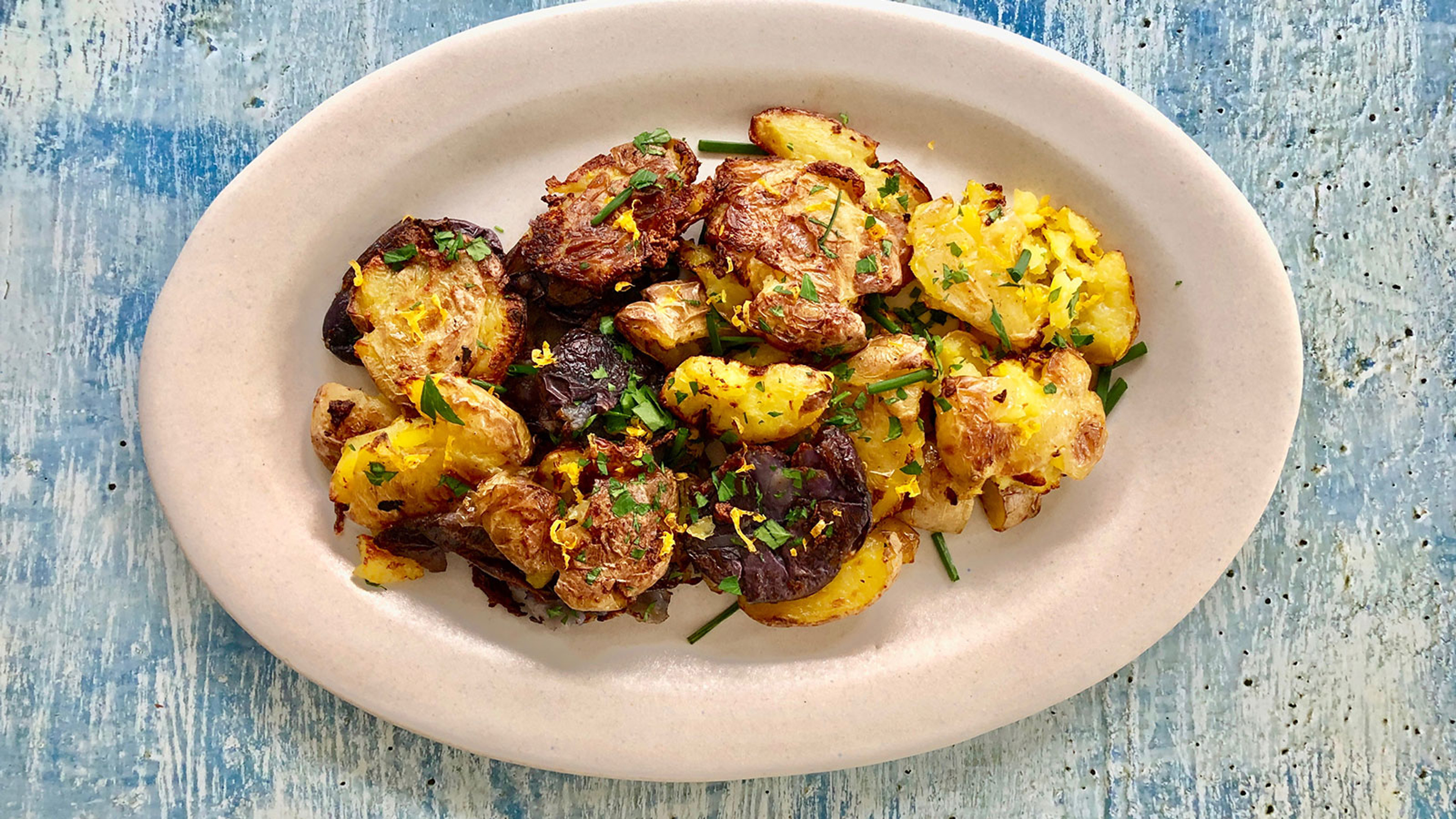 Papas Aplastadas Crujientes con Yondu