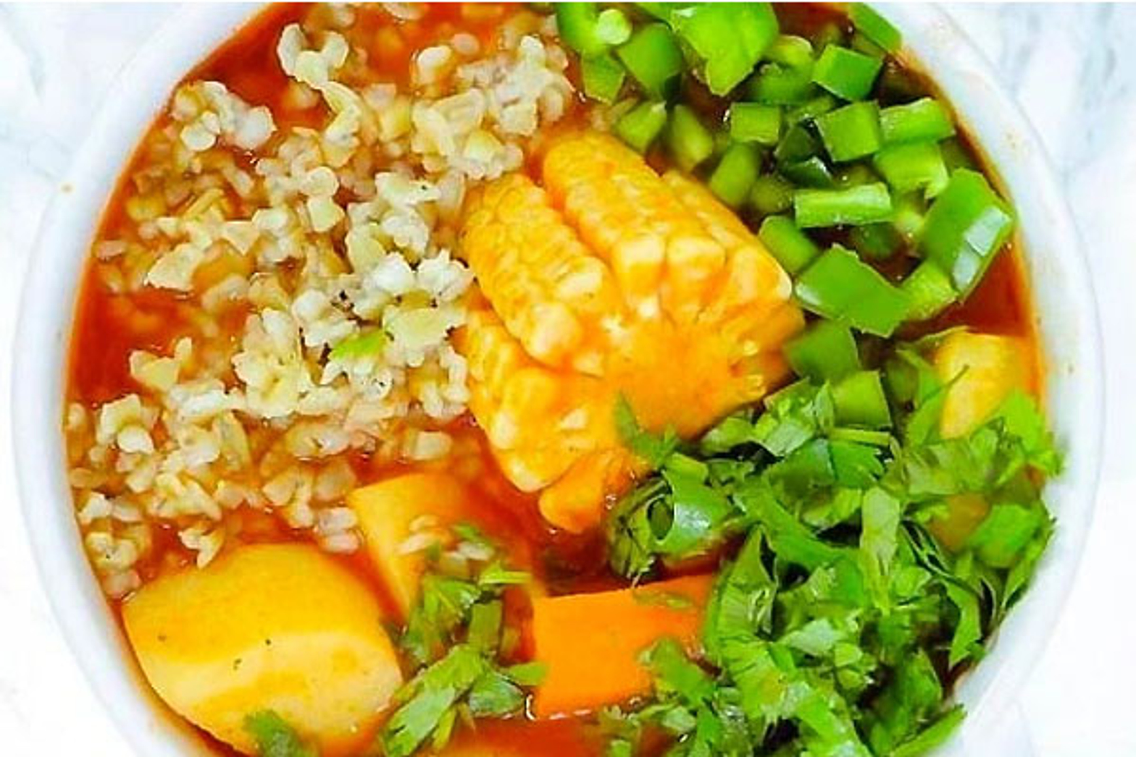 Receta de Caldo Rojo con Freekeh