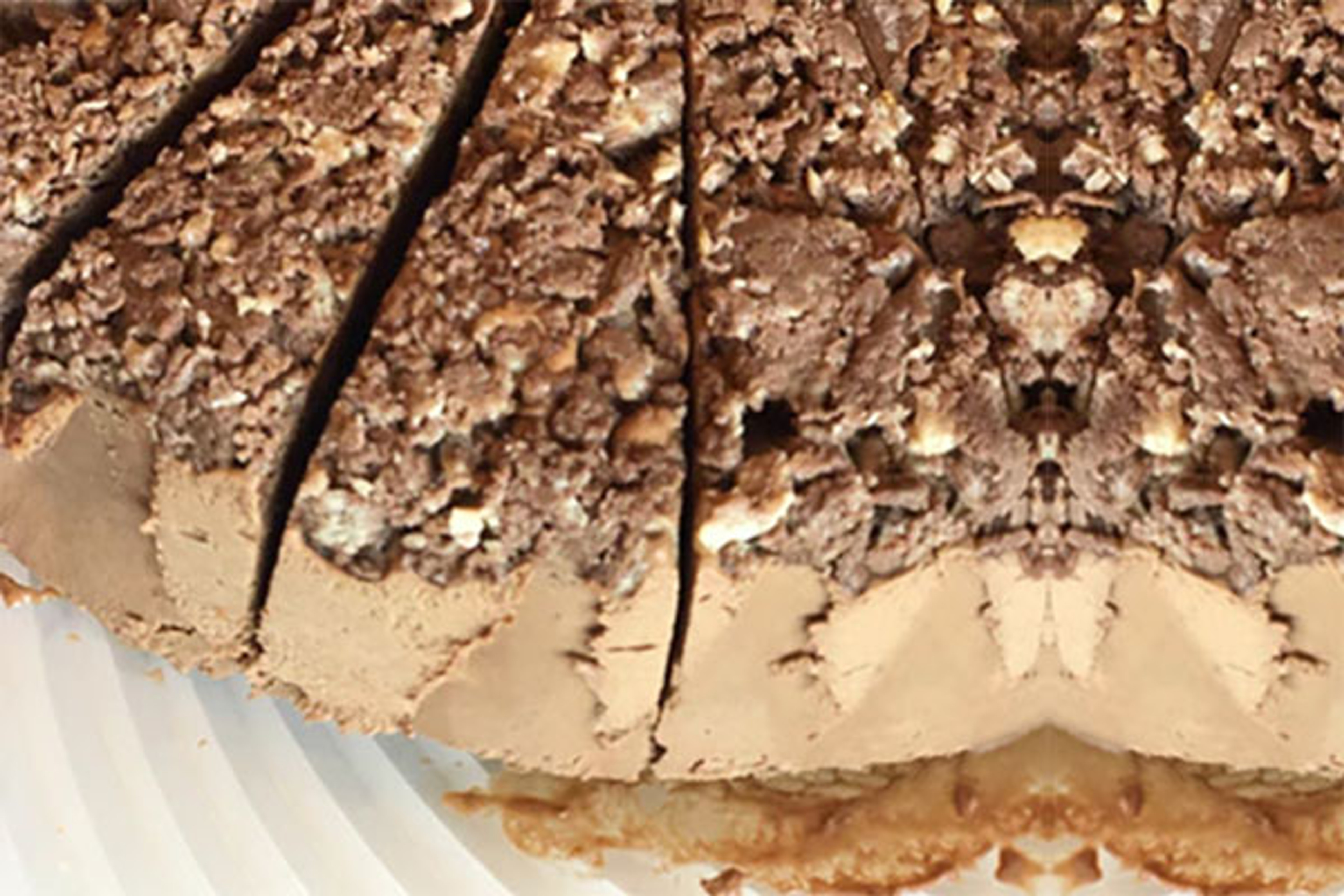 Súper-simple pie helado de tahini, silan y halva