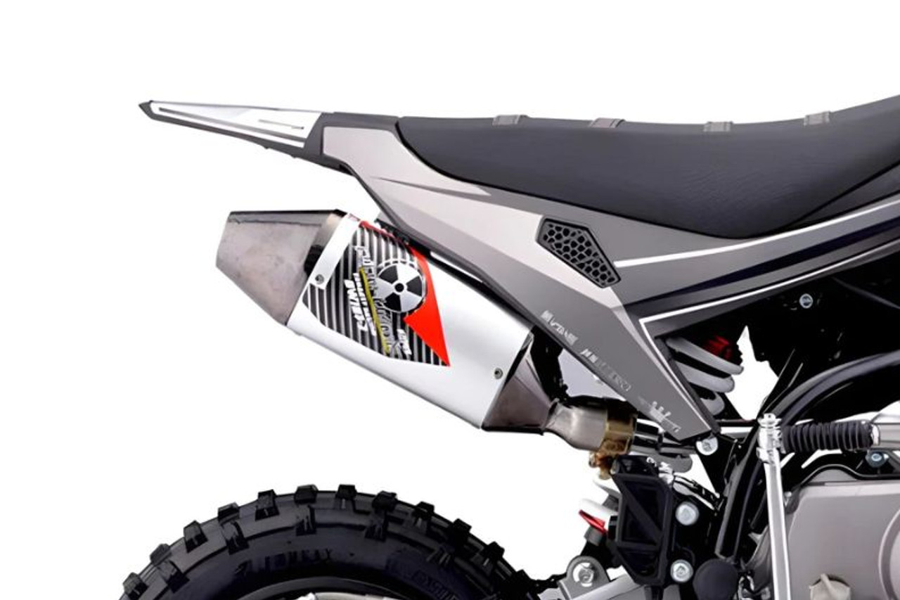 Pipe Bomb Muffler
 
On a bike where the ideal places to ride are often backyards or parks where your child is learning, noise can often be an issue. Our pipe bomb muffler system keeps an optimal airflow while keeping the bike quiet and discreet.