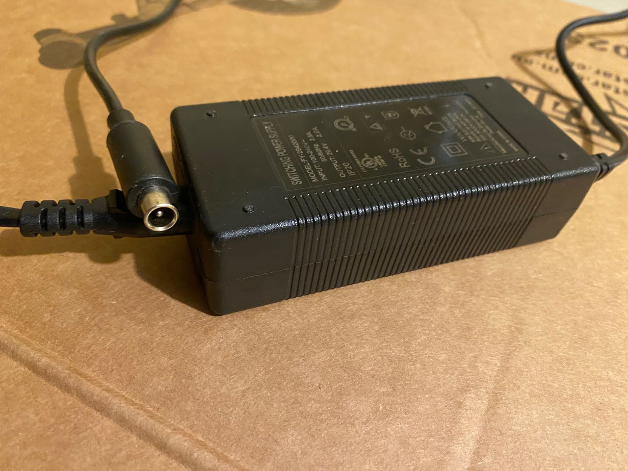 7833 | Charger 36v RMS- TSE16