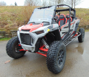 Polaris RZR XP 4 1000/XP 4 Turbo - 1 Pc Scratch-Resistant Windshield w/Vent and Clamp Options Polaris RZR XP 4 1000/XP 4 Turbo - 1 Pc Scratch-Resistant Windshield w/Vent and Clamp Options
