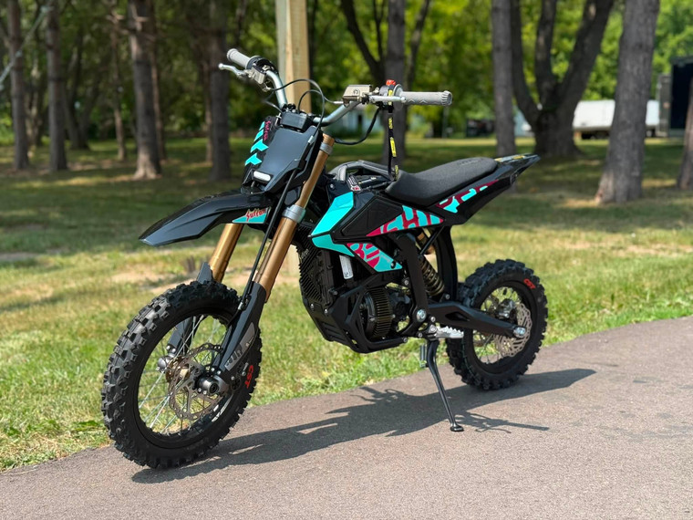 2025 SURRON Hyper Bee - Blue (12/10") Wheels