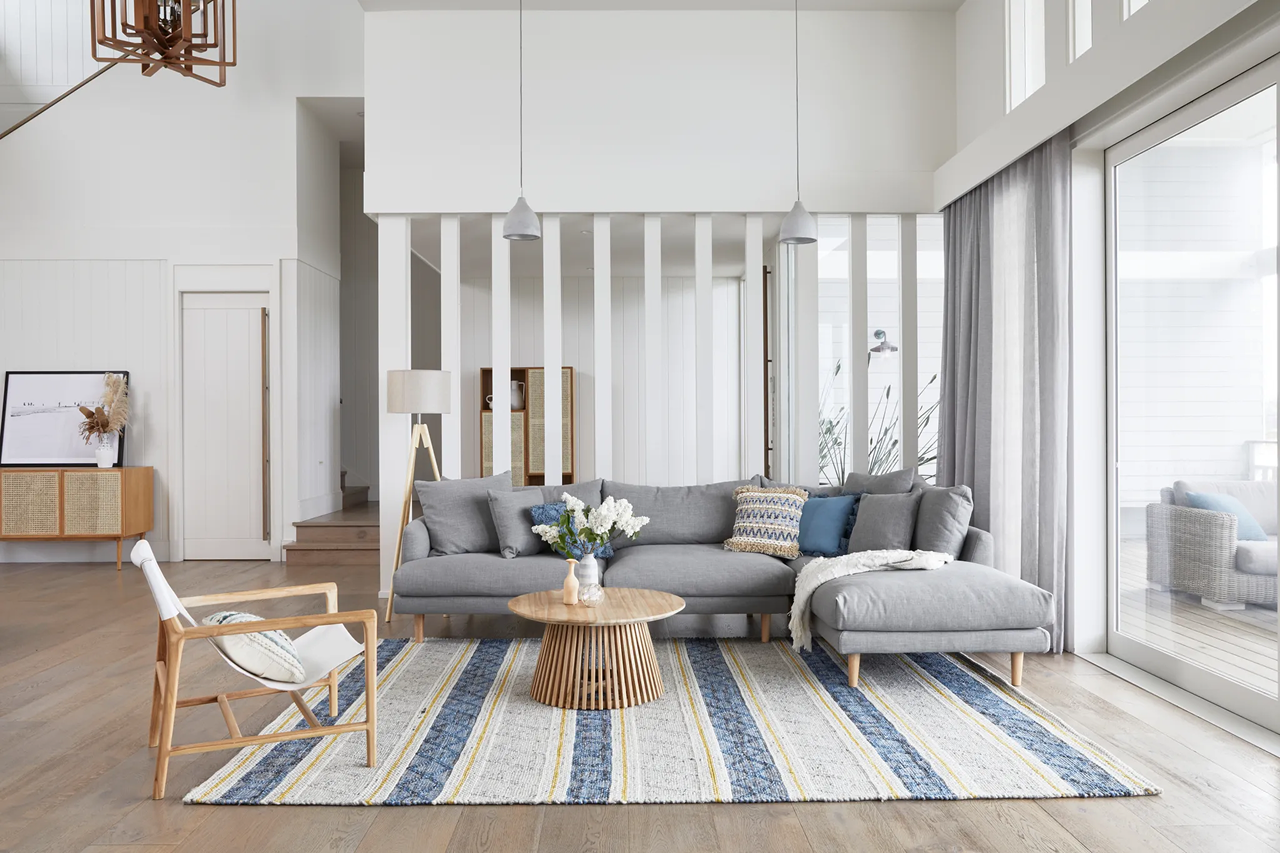 Contemporary Coastal Design: How to Style the Ultimate Summer Oasis