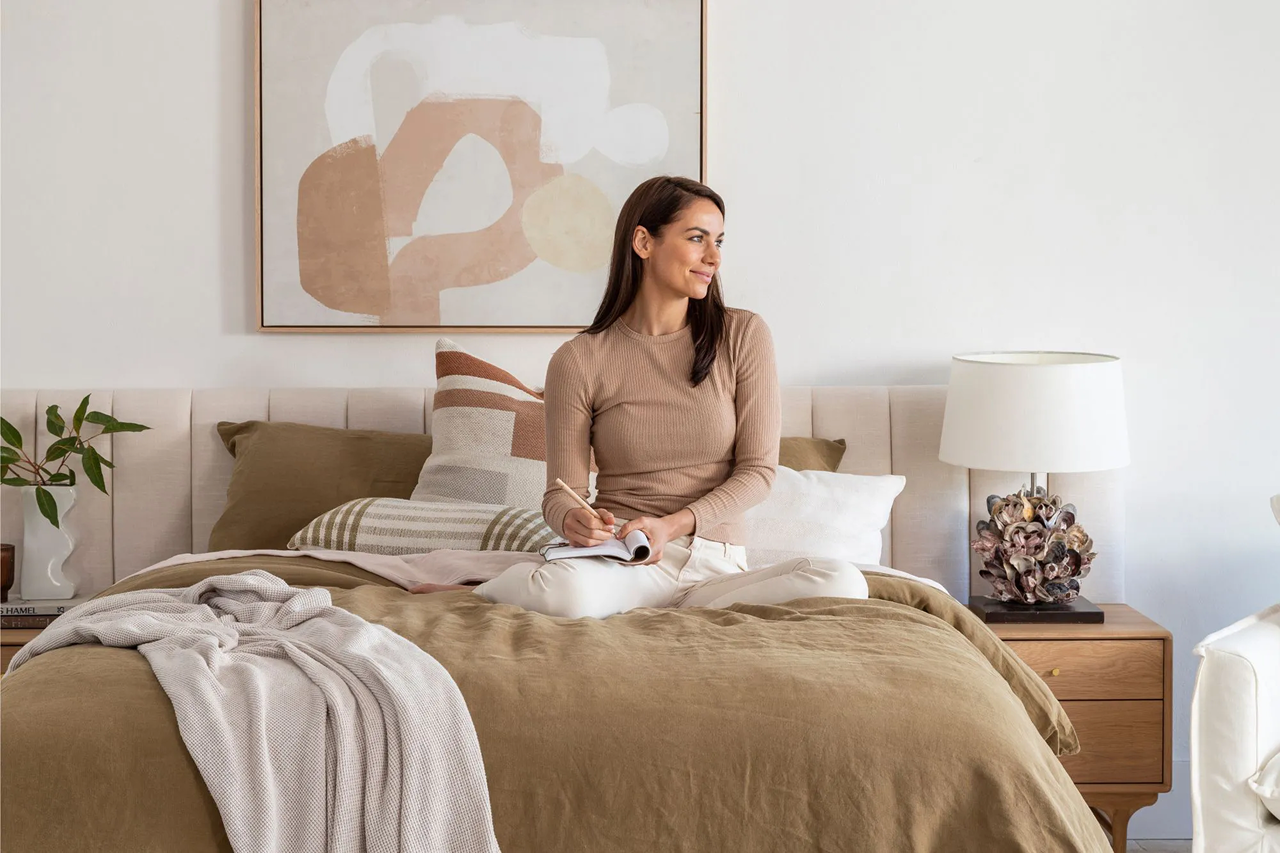 Top Tips for Designing A Hamptons-Style Bedroom