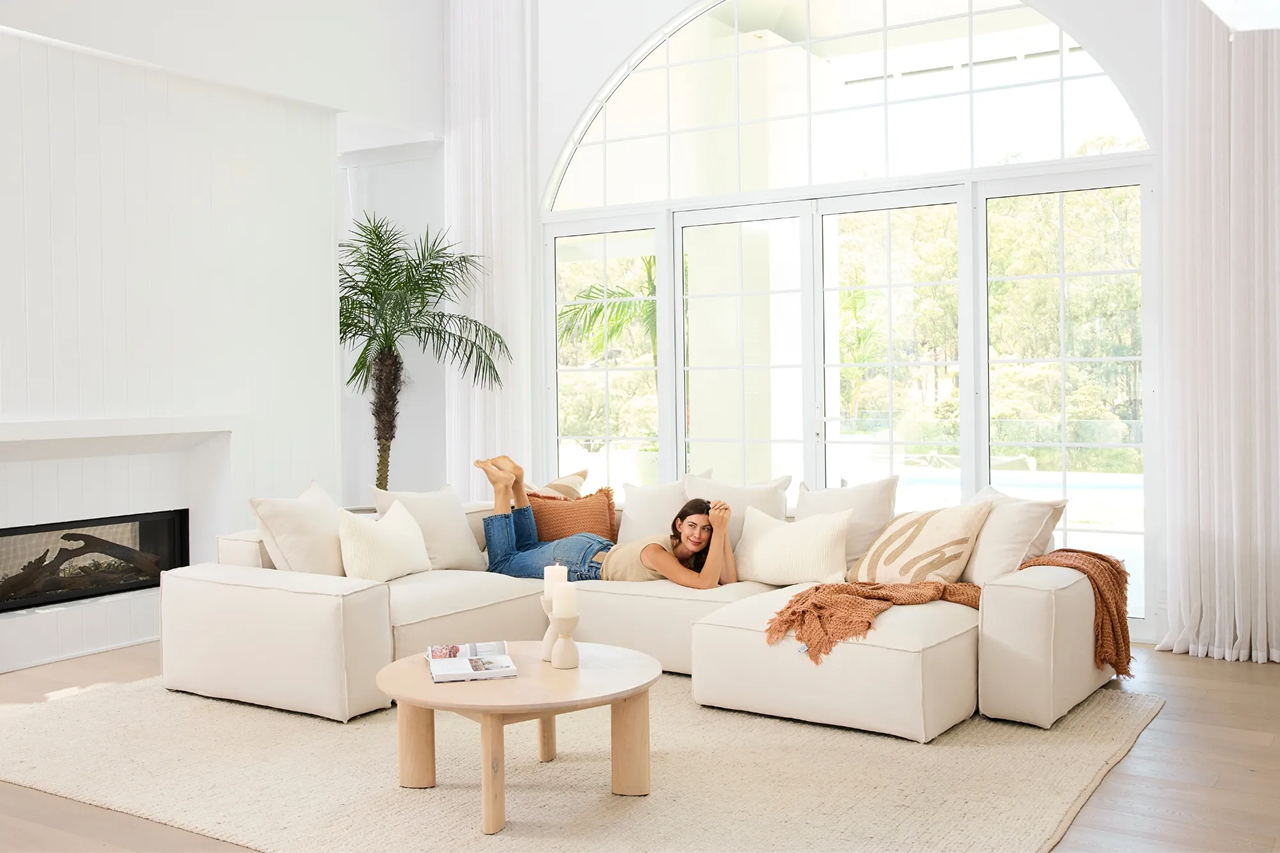 Modular Lounges - The Perfect Blend of Flexibility and Style