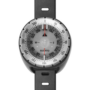 Suunto D5 24mm Urban Leather Strap (Non Dive) - DolphinScuba.com, Inc.