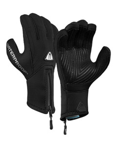 Black thick 3mm dive gloves from Waterproof.