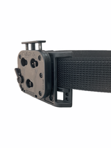 DARA Double Loop + ALQD System receiver with QD quick disconnect mechanism in black color.