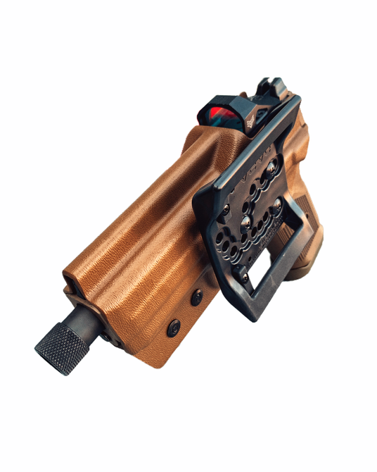 DARA OWB holster for Glock43, outside the waistband holster, best OWB holster, custom kydex holster.