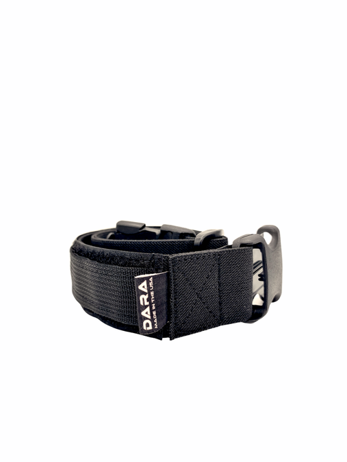 DARA 1.5" black elastic leg strap with adjustable buckle, one size fits all, flexible comfort.