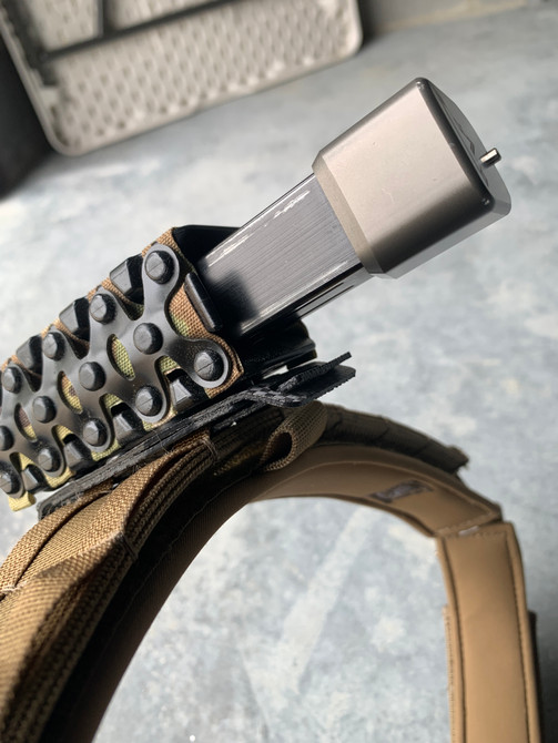 DM2 MOLLE Attachment - BLACK