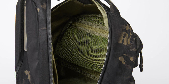 (Shown here is the Black Multicam version)