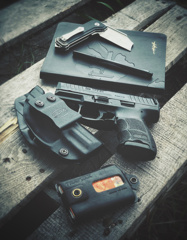 Today's Carry: VP9sk & AIWB Holster, The Cleaver, Sketchbook Today's Carry: VP9sk & AIWB Holster, The Cleaver, Sketchbook
