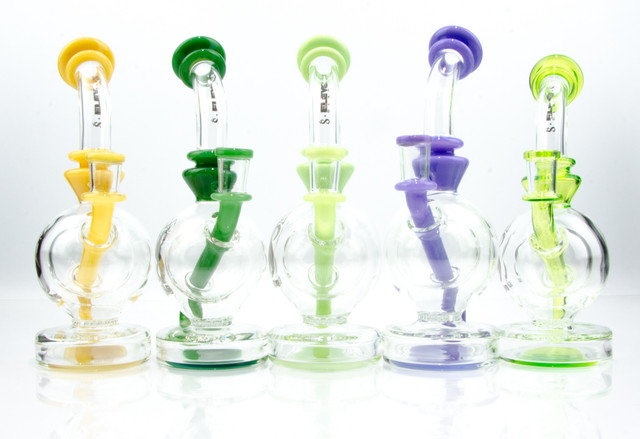 Bubble in Bubble with Honeycomb Perc Dab Rig Bubble in Bubble with Honeycomb Perc Dab Rig