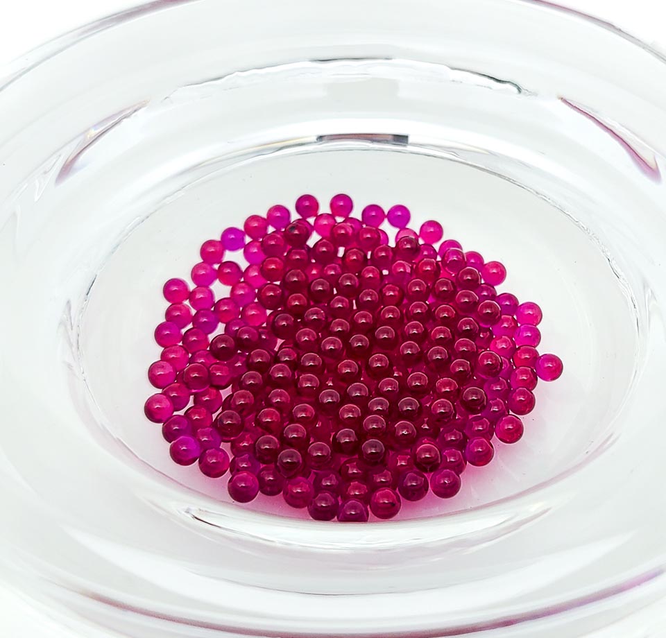 3mm-ruby-balls-in-a-disc.jpg