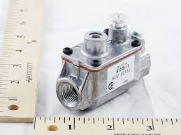 BASO H17CB-5 Automatic Pilot Valve