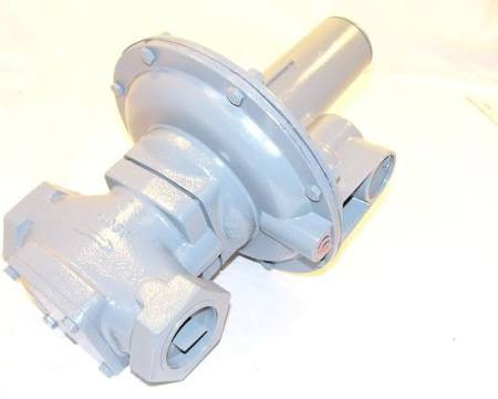 Sensus-Gas Division 121-8-2 2" Regulator. 2-4.25# Black Spring