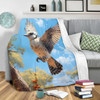 Australia Kookaburra Blanket - Flying Kookaburra with Blue Sky Blanket