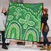 Australia Aboriginal Quilt - Dot painting illustration in Aboriginal style Green Quilt