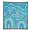 Australia Aboriginal Quilt - Dot painting illustration in Aboriginal style Turquoise Quilt