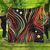 Australia Aboriginal Quilt - Traditional Australian Aboriginal Native Design (Black) Quilt