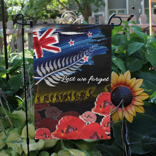 New Zealand Warriors Anzac Day Flag - Soldier With Poppies Flowers New Zealand Warriors Anzac Day Flag - Soldier With Poppies Flowers