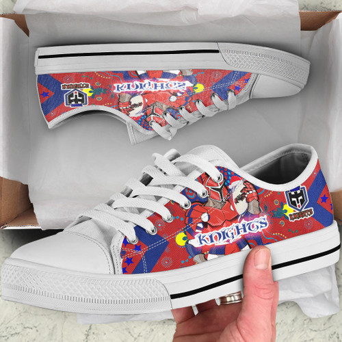 Newcastle Christmas Low Top Shoes - Merry Christmas Newcastle Indigenous Low Top Shoes Newcastle Christmas Low Top Shoes - Merry Christmas Newcastle Indigenous Low Top Shoes