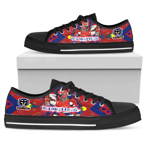 Newcastle Christmas Low Top Shoes - Merry Christmas Newcastle Indigenous Low Top Shoes Newcastle Christmas Low Top Shoes - Merry Christmas Newcastle Indigenous Low Top Shoes