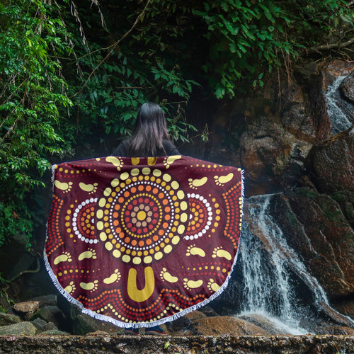 Australia Aboriginal Inspired Beach Blanket - Foots Print Aboiginal Inspired Dot Painting Style Beach Blanket Australia Aboriginal Inspired Beach Blanket - Foots Print Aboiginal Inspired Dot Painting Style Beach Blanket