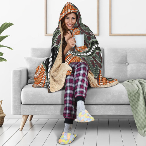 Australia Aboriginal Inspired Hooded Blanket - Crocodile Aboriginal Dot Art Vector Australia Aboriginal Inspired Hooded Blanket - Crocodile Aboriginal Dot Art Vector