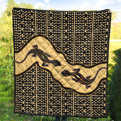Australia Aboriginal Inspired Quilt - Aboriginal Art Background With Lizard Quilt Australia Aboriginal Inspired Quilt - Aboriginal Art Background With Lizard Quilt
