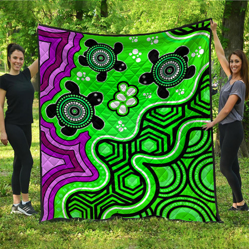 Australia Aboriginal Inspired Quilt - Aboriginal dot art painting with turtle