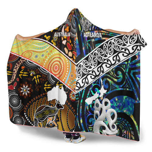 Australia Aboriginal Inspired Hooded Blanket - Aotearoa and Australia Indigenous Culture Australia Aboriginal Inspired Hooded Blanket - Aotearoa and Australia Indigenous Culture