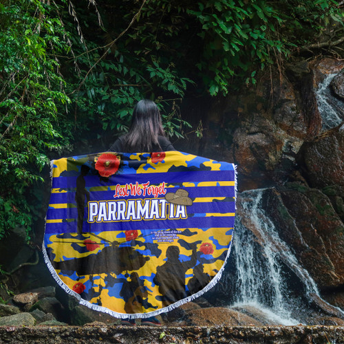 Parramatta Eels Anzac Beach Blanket - Parramatta Eels Jersey Poppies Anzac Beach Blanket