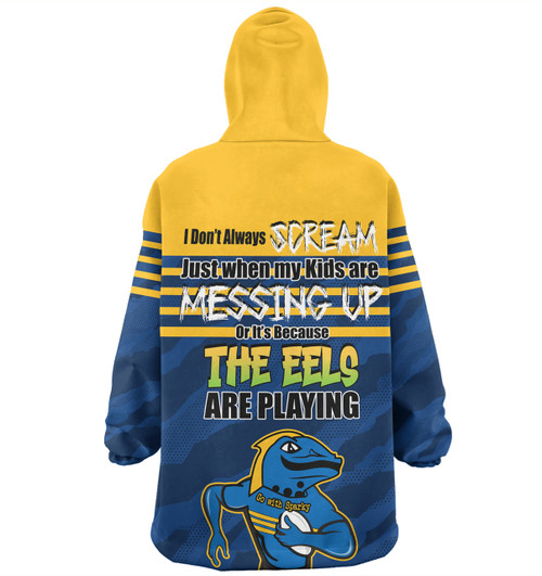 Parramatta Eels Mother's Day Snug Hoodie - Screaming Mom and Crazy Fan Parramatta Eels Mother's Day Snug Hoodie - Screaming Mom and Crazy Fan