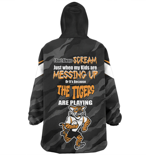 Wests Tigers Mother's Day Snug Hoodie - Screaming Mom and Crazy Fan Wests Tigers Mother's Day Snug Hoodie - Screaming Mom and Crazy Fan