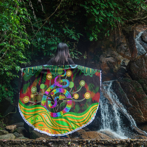 Australia Aboriginal Beach Blanket - Australia Rainbow Snake And Tree Aboriginal Style Beach Blanket Australia Aboriginal Beach Blanket - Australia Rainbow Snake And Tree Aboriginal Style Beach Blanket