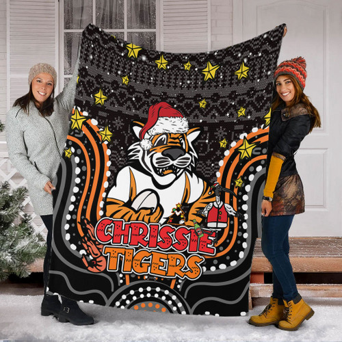 Wests Tigers Christmas Custom Blanket - Christmas Knit Patterns Vintage Jersey Ugly Blanket Wests Tigers Christmas Custom Blanket - Christmas Knit Patterns Vintage Jersey Ugly Blanket