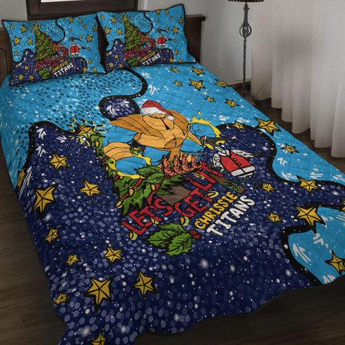 Gold Coast Titans Christmas Custom Quilt Bed Set - Let's Get Lit Chrisse Pressie Quilt Bed Set Gold Coast Titans Christmas Custom Quilt Bed Set - Let's Get Lit Chrisse Pressie Quilt Bed Set