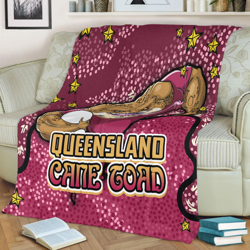 Queensland Cane Toads Custom Blanket - Team With Dot And Star Patterns For Tough Fan Blanket